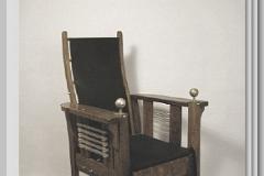 ELECTRIC CHAIR AND FOOTPLATE
